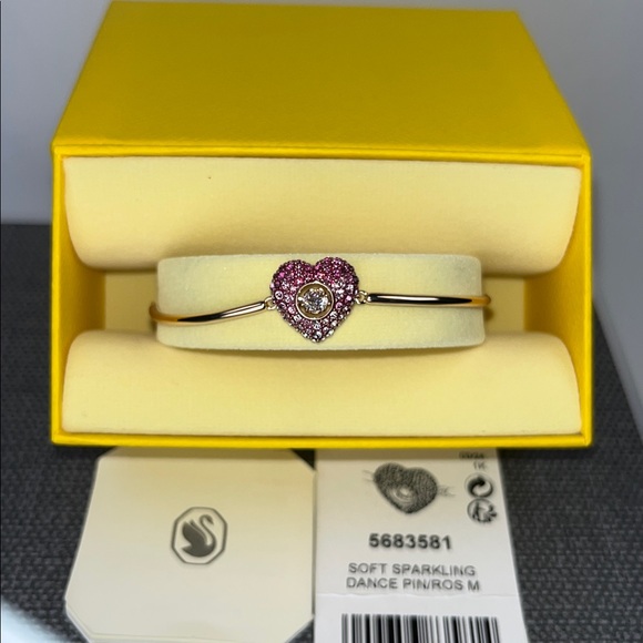 NWB Authentic Swarovski Tennis Bracelet ~ in Soft Sparkling Dance Pink/Rose Gold - Picture 1 of 12